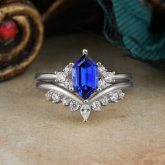 Luxury Vintage Classic 6-Prong Hexagonal-Cut Sapphire Engagement Ring Set