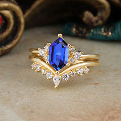 Luxury Vintage Classic 6-Prong Hexagonal-Cut Sapphire Engagement Ring Set
