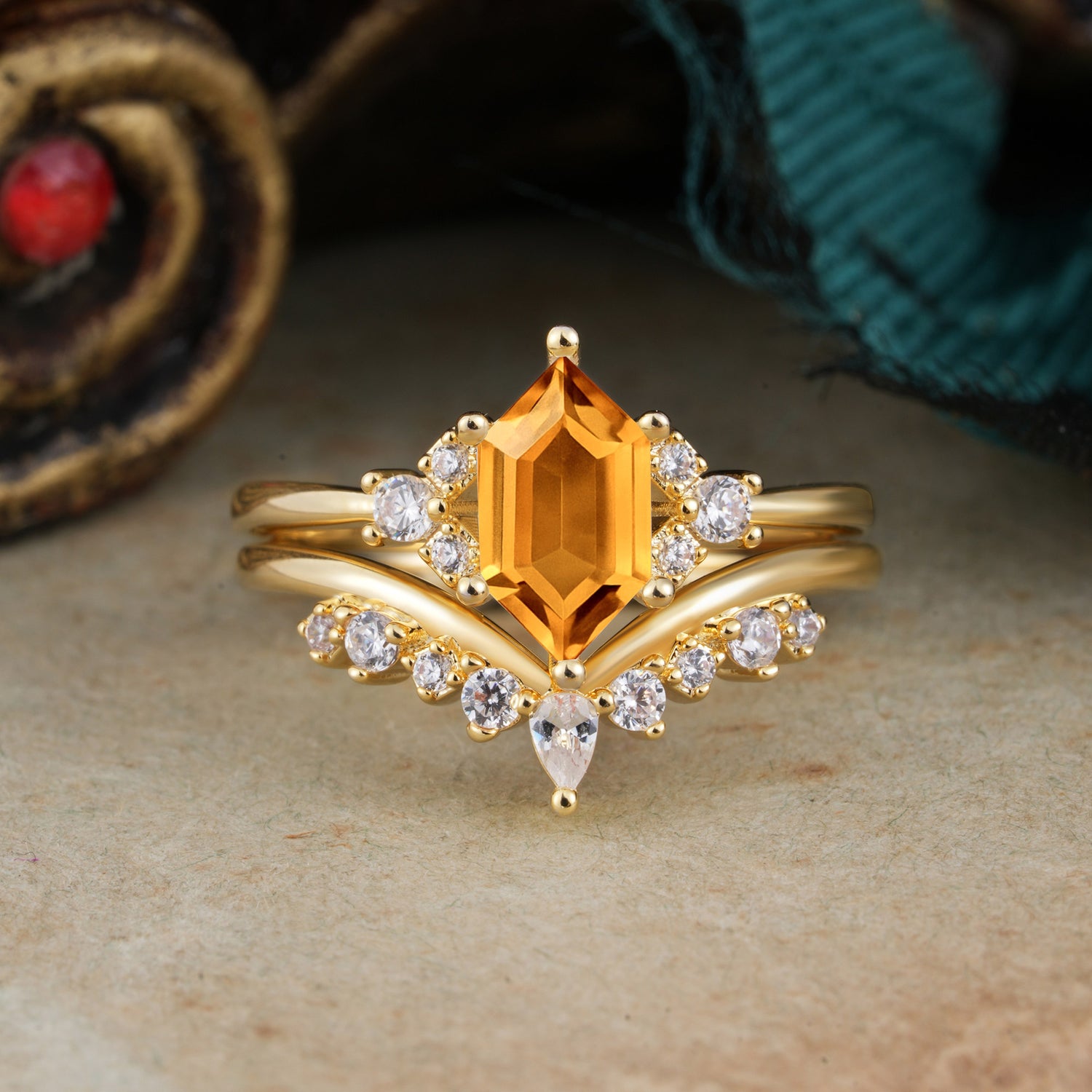 Luxury Vintage Classic 6-Prong Hexagonal-Cut Citrine Bridal Ring Set