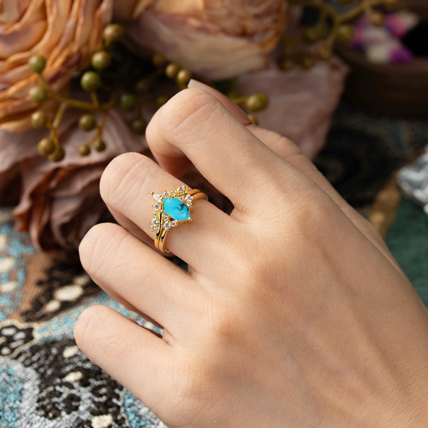 Luxury Vintage Classic 6-Prong Hexagonal-Cut Turquoise Bridal Ring Set