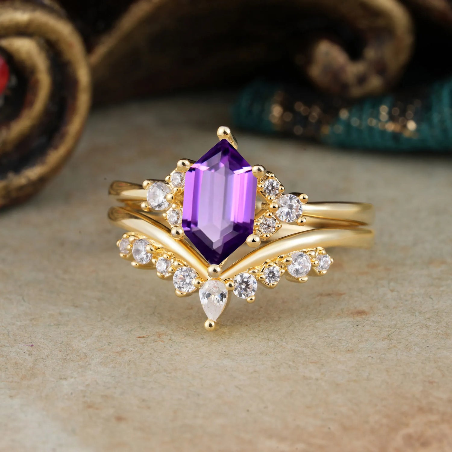 Luxury Vintage Classic 6-Prong Hexagonal-Cut Amethyst Bridal Ring Set