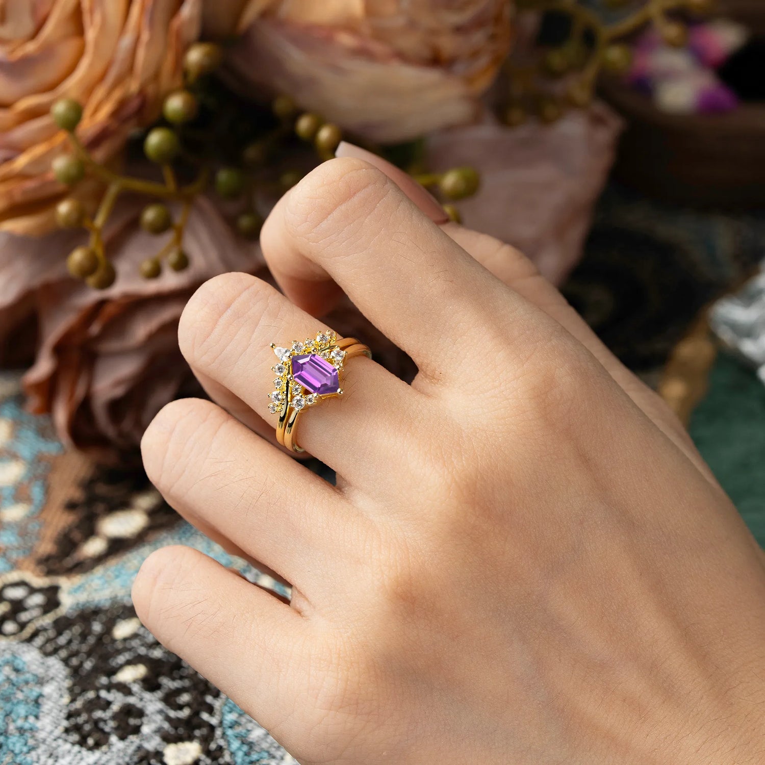 Luxury Vintage Classic 6-Prong Hexagonal-Cut Amethyst Bridal Ring Set