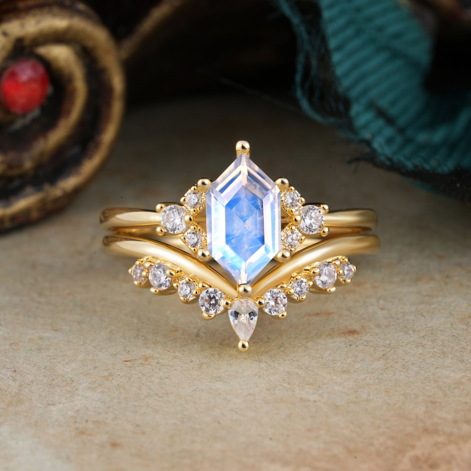 Luxury Vintage Classic 6-Prong Hexagonal-Cut Moonstone Bridal Ring Set