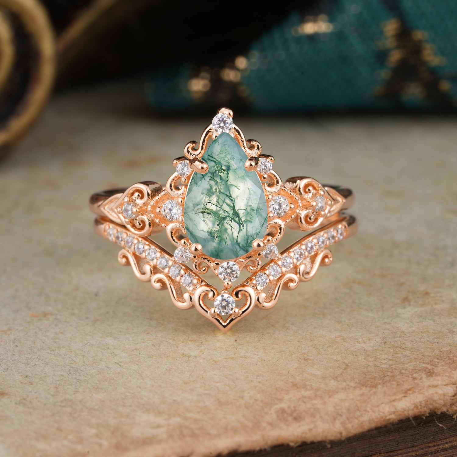 Luxury 4 Prong Pear Cut Moss Agate Stackable Ring Set