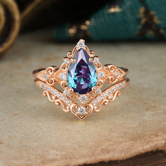 Luxury 4 Prong Pear Cut Alexandrite Stackable Ring Set