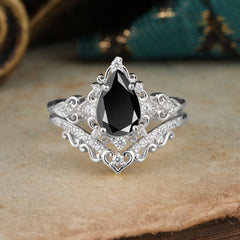 Luxury 4 Prong Pear Cut Black Onyx Stackable Ring Set