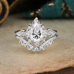 Luxury 4 Prong Pear Cut Lab Diamond Stackable Ring Set