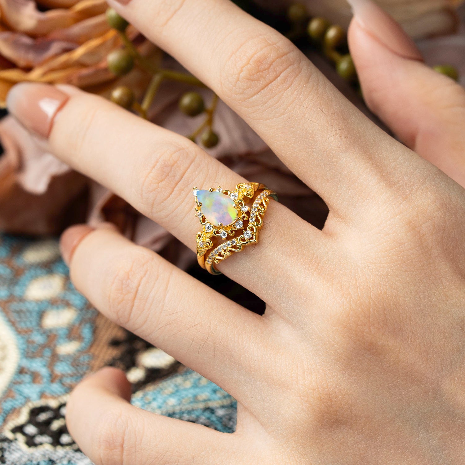 Luxury 4 Prong Pear Cut Opal Bridal Ring Set