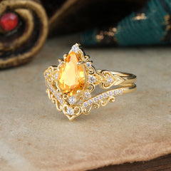 Luxury 4 Prong Pear Cut Citrine Stackable Ring Set