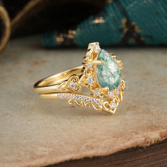 Luxury 4 Prong Pear Cut Moss Agate Stackable Ring Set
