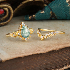 Luxury 4 Prong Pear Cut Moss Agate Stackable Ring Set