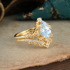 Luxury 4 Prong Pear Cut Aquamarine Stackable Ring Set