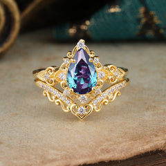 Luxury 4 Prong Pear Cut Alexandrite Stackable Ring Set