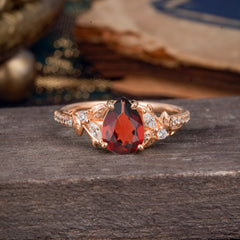Nature-Inspired Classic Luxe 4-Prong Pear-Cut Garnet Engagement Ring