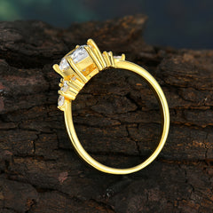 Luxe  Classic 6-Prong Pear-Cut Moissanite Engagement Ring