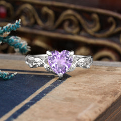 Classic Nature-Inspired 3-Prong Heart-Shaped Amethyst Engagement Ring
