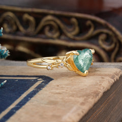 Classic Nature-Inspired 3-Prong Heart-Shaped Natural Moss Agate Engagement Ring