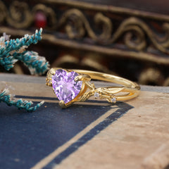 Classic Nature-Inspired 3-Prong Heart-Shaped Amethyst Engagement Ring