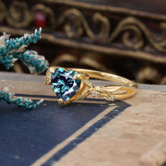 Classic Nature-Inspired 3-Prong Heart-Shaped Natural Alexandrite Engagement Ring