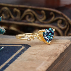 Classic Nature-Inspired 3-Prong Heart-Shaped Natural Alexandrite Engagement Ring