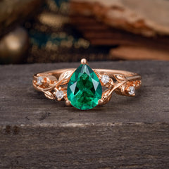Luxury Nature-Inspired 3-Prong Pear-Cut Emerald Engagement Ring
