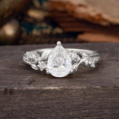 Luxury Nature-Inspired 3-Prong Pear-Cut Moissanite Engagement Ring