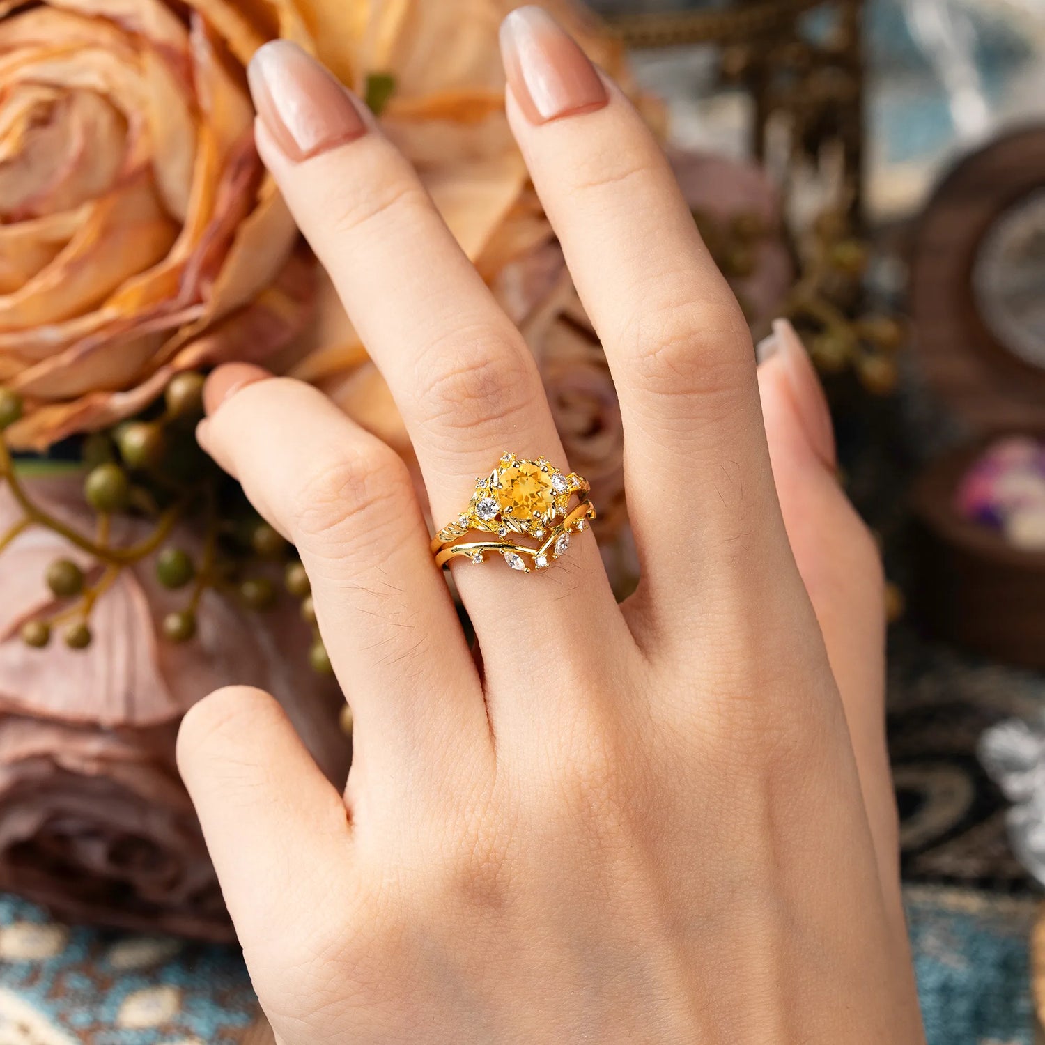 Fashion-Exquisite 6-Prong Round-Cut Natural Citrine Bridal Ring Set