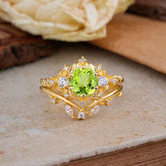 Fashion-Exquisite 6-Prong Round-Cut Natural Peridot Engagement Ring Set