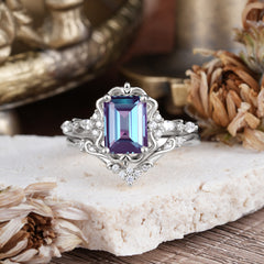 Vintage 4-Prong Emerald-Cut Alexandrite Ring Set