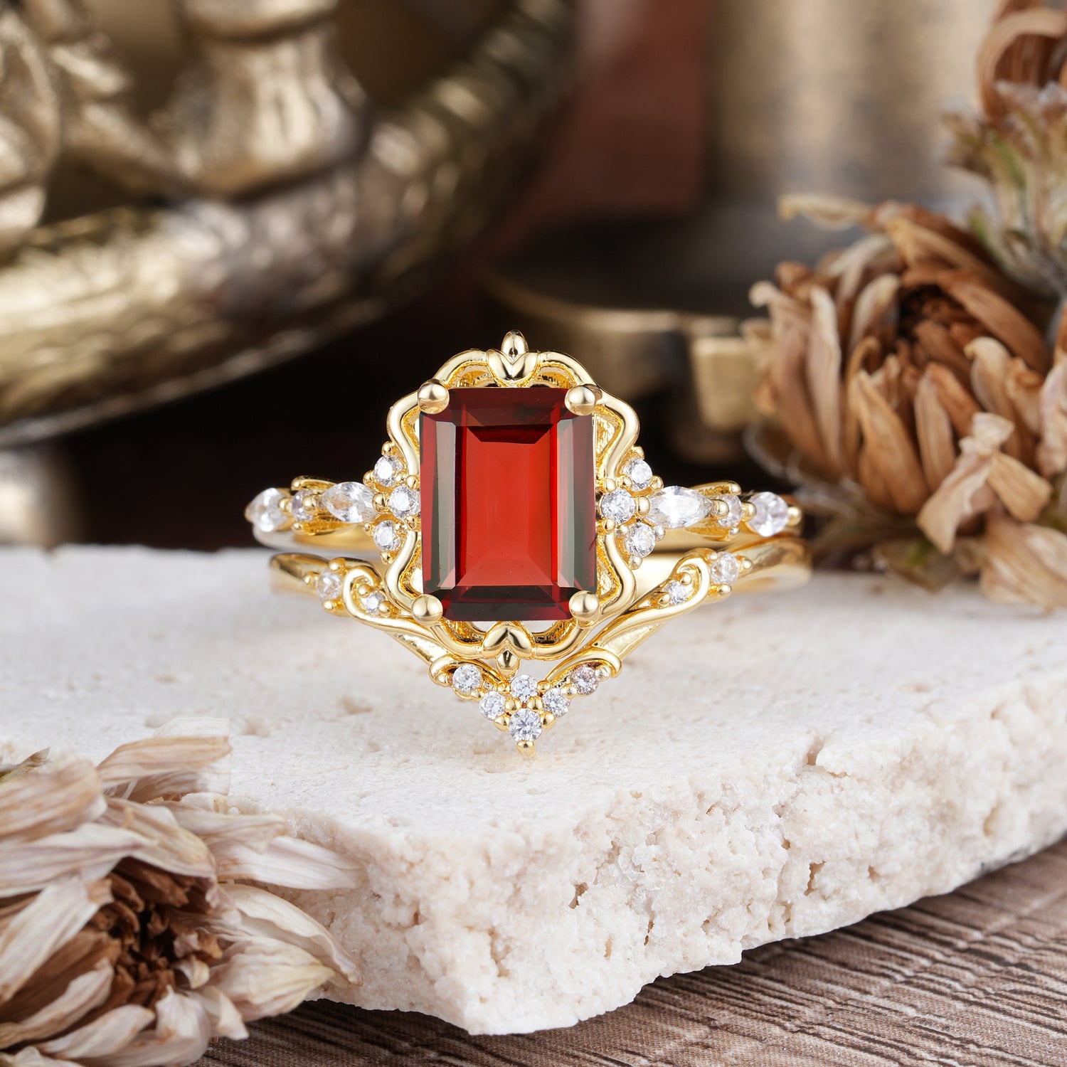 Vintage 4-Prong Emerald-Cut Garnet Bridal Ring Set