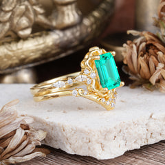 Vintage 4-Prong Emerald-Cut Emerald Ring Set