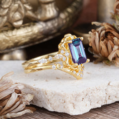 Vintage 4-Prong Emerald-Cut Alexandrite Ring Set