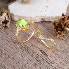 Vintage 4-Prong Emerald-Cut Peridot Ring Set