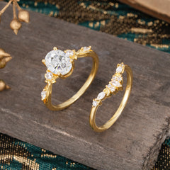 Elegant Oval Cut Moissanite Engagement Ring Set – 2PC