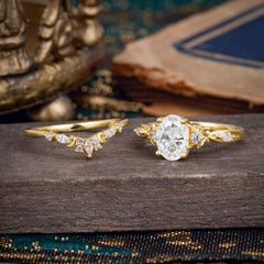 Elegant Oval Cut Moissanite Engagement Ring Set – 2PC
