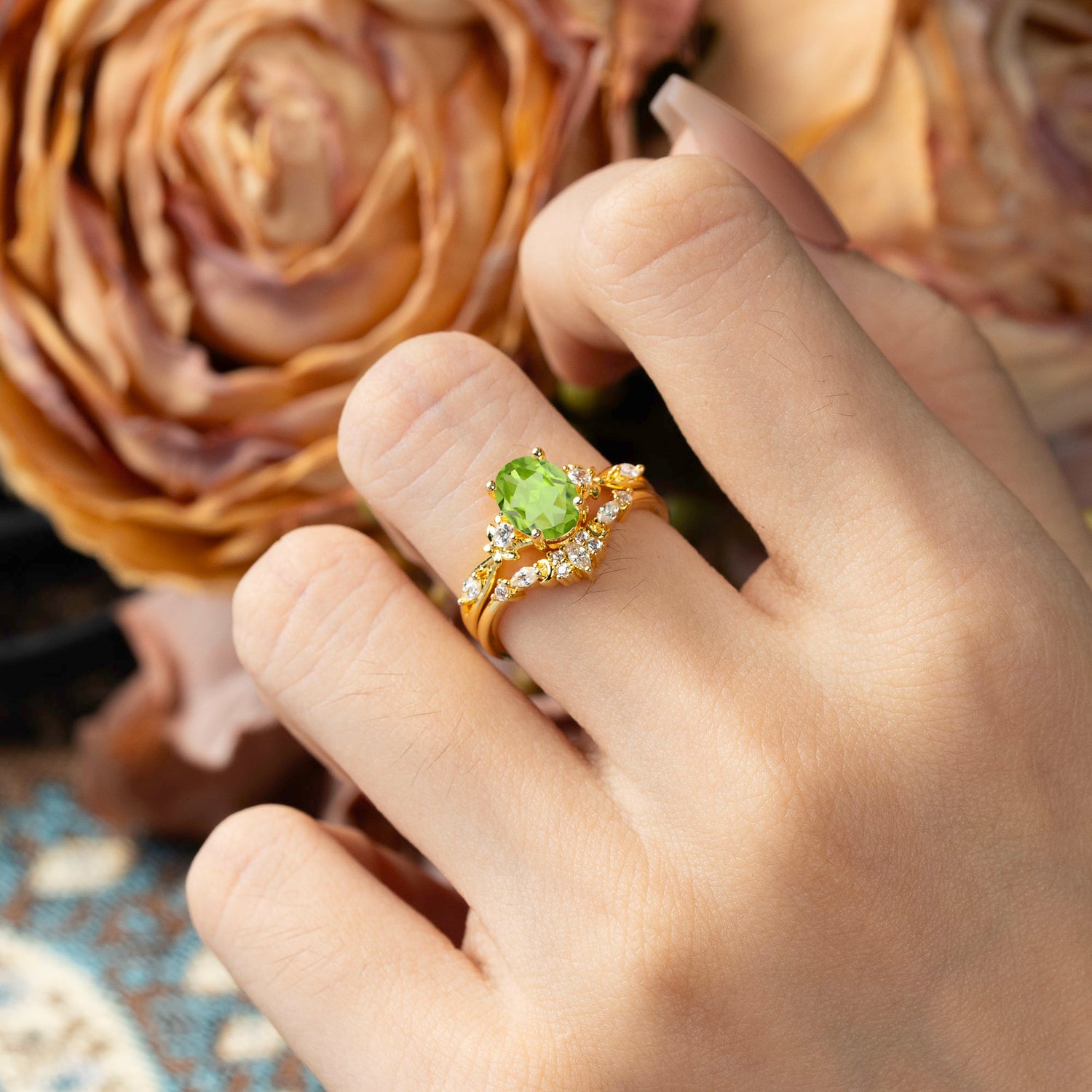 Elegant Oval Cut Peridot Bridal Ring Set – 2PC
