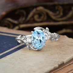 Contemporary Nature-Inspired 4-Prong Oval-Cut Natural Aquamarine Engagement Ring