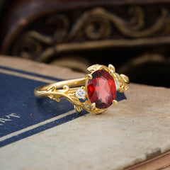 Contemporary Nature-Inspired 4-Prong Oval-Cut Natural Garnet Engagement Ring