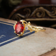 Contemporary Nature-Inspired 4-Prong Oval-Cut Natural Garnet Engagement Ring