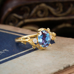 Contemporary Nature-Inspired 4-Prong Oval-Cut Natural Alexandrite Engagement Ring
