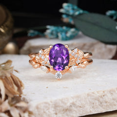 Nature-Inspired Luxury 4-Prong Oval-Cut Amethyst Engagement Ring Set
