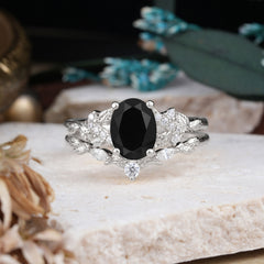 Nature-Inspired Luxury 4-Prong Oval-Cut Black Onyx Engagement Ring Set