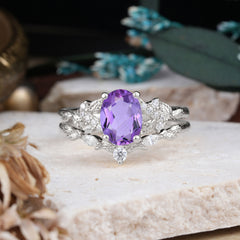 Nature-Inspired Luxury 4-Prong Oval-Cut Amethyst Engagement Ring Set