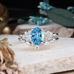 Nature-Inspired Luxury 4-Prong Oval-Cut Aquamarine Engagement Ring Set