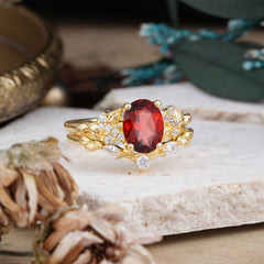 Nature-Inspired Luxury 4-Prong Oval-Cut Garnet Engagement Ring Set
