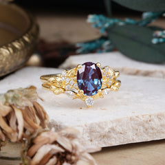 Nature-Inspired Luxury 4-Prong Oval-Cut Alexandrite Engagement Ring Set