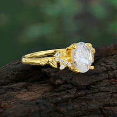 Nature-Inspired Luxury 4-Prong Oval-Cut Moissanite Engagement Ring