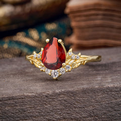 Nature and Moon-Inspired 4-Prong Pear-Cut Natural Garnet Engagement Ring