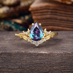 Nature and Moon-Inspired 4-Prong Pear-Cut Alexandrite Engagement Ring