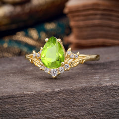 Nature and Moon-Inspired 4-Prong Pear-Cut Natural Peridot Engagement Ring